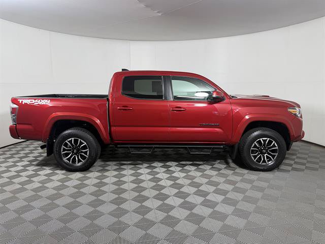 Certified 2022 Toyota Tacoma TRD Sport w/ Technology Package AWD/4WD image 8
