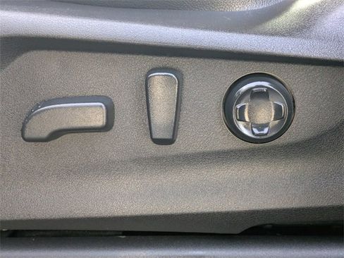 Used 2023 Subaru Ascent Touring image 21