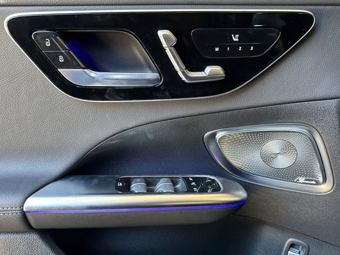 New 2025 Mercedes-Benz C 300 4MATIC Sedan image 12