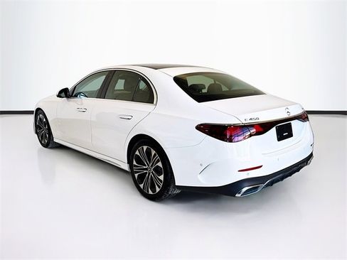 Used 2025 Mercedes-Benz E 450 4MATIC Sedan w/ Winter Package image 7