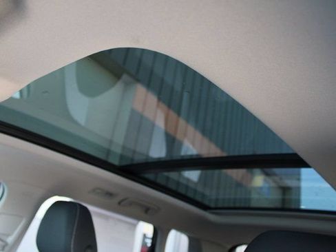 New 2025 Volkswagen Taos SEL AWD/4WD image 6