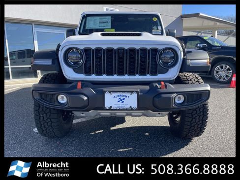 New 2026 Jeep Gladiator Mojave w/ Safety Group AWD/4WD image 8