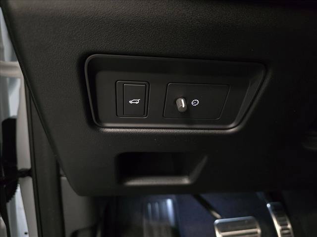 New 2026 Land Rover Discovery Dynamic SE AWD/4WD image 28