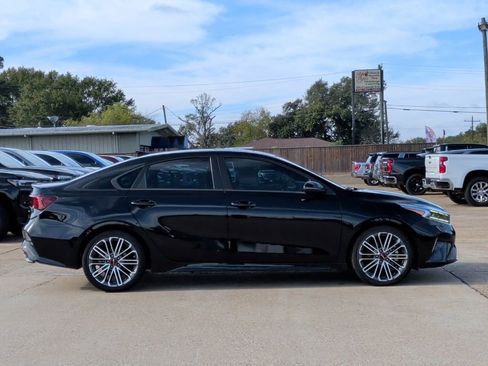Used 2022 Kia Forte GT w/ GT2 Package image 9