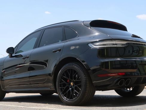 Used 2021 Porsche Macan GTS AWD/4WD image 13