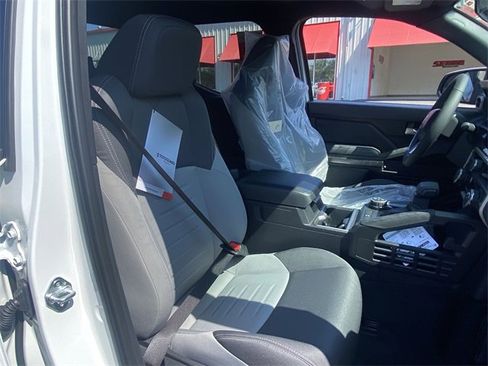 New 2025 Toyota Tacoma TRD Off-Road image 24