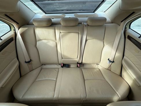 Used 2001 Mercedes-Benz C 320 Sedan image 17