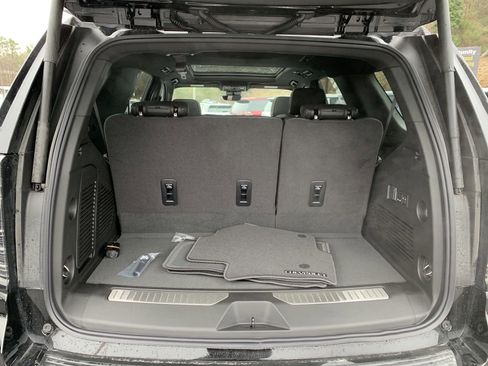 New 2025 Chevrolet Tahoe High Country w/ Sun And Tow Package image 28