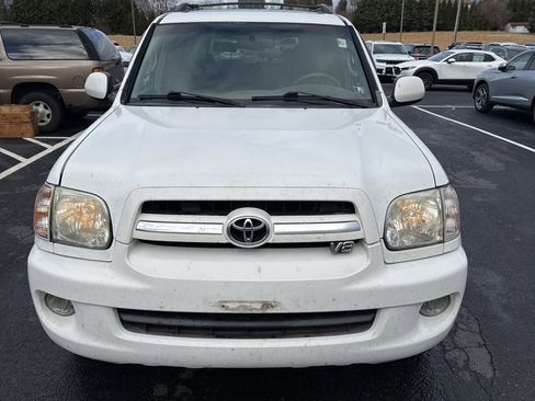 Used 2006 Toyota Sequoia SR5 image 8