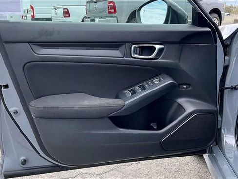Used 2025 Honda Civic Sport image 22