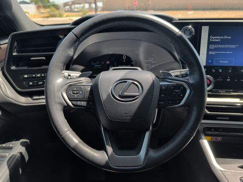 Used 2024 Lexus TX 350 FWD w/ Captains Chair Package image 13