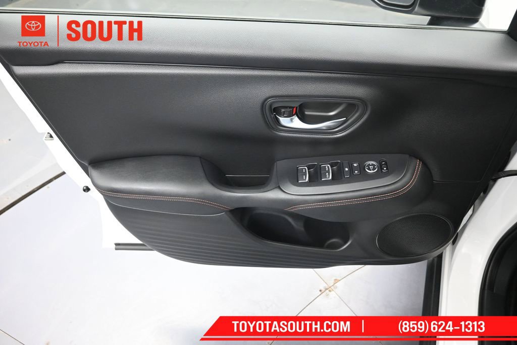 Used 2025 Honda HR-V Sport image 23