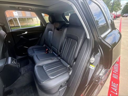 Used 2021 Audi Q5 2.0T Premium Plus w/ Premium Plus Package AWD/4WD image 37