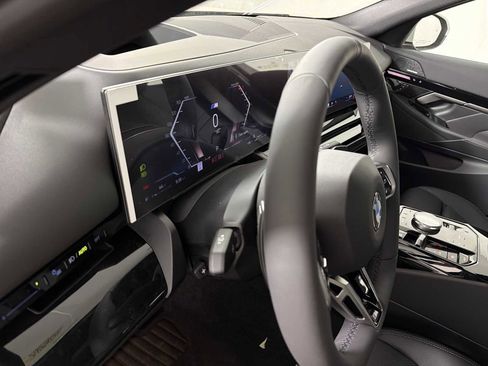 New 2026 BMW 530i xDrive w/ M Sport Package image 15