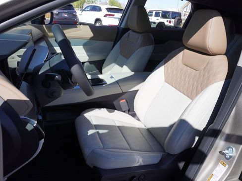 New 2026 Nissan Murano Platinum image 14