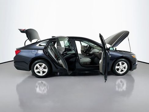 Used 2022 Chevrolet Malibu LS w/ Driver Confidence Package II FWD image 24
