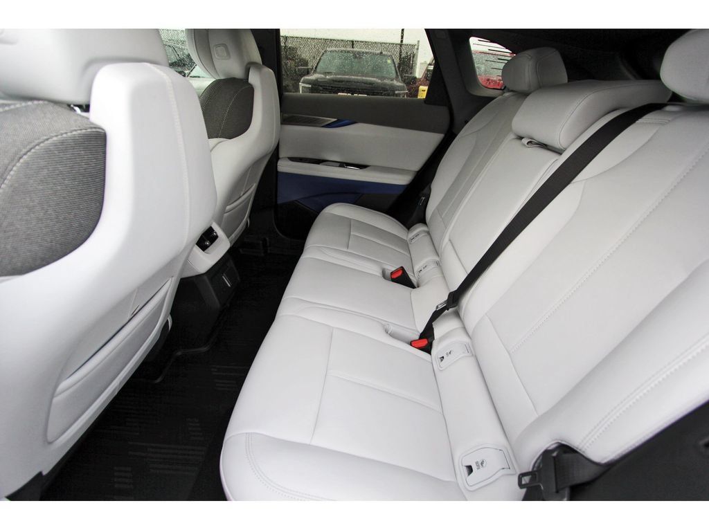 New 2027 Cadillac Optiq Luxury RWD image 7