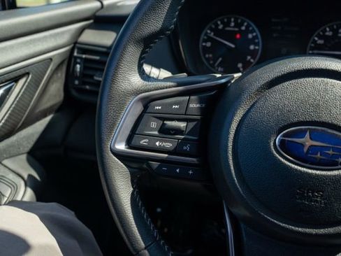 Used 2024 Subaru Outback Premium AWD/4WD image 18