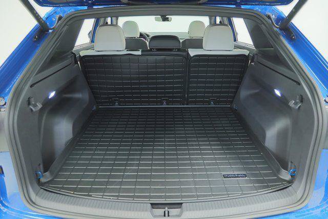 New 2025 Volkswagen Atlas Cross Sport SEL Premium R-Line AWD/4WD image 43