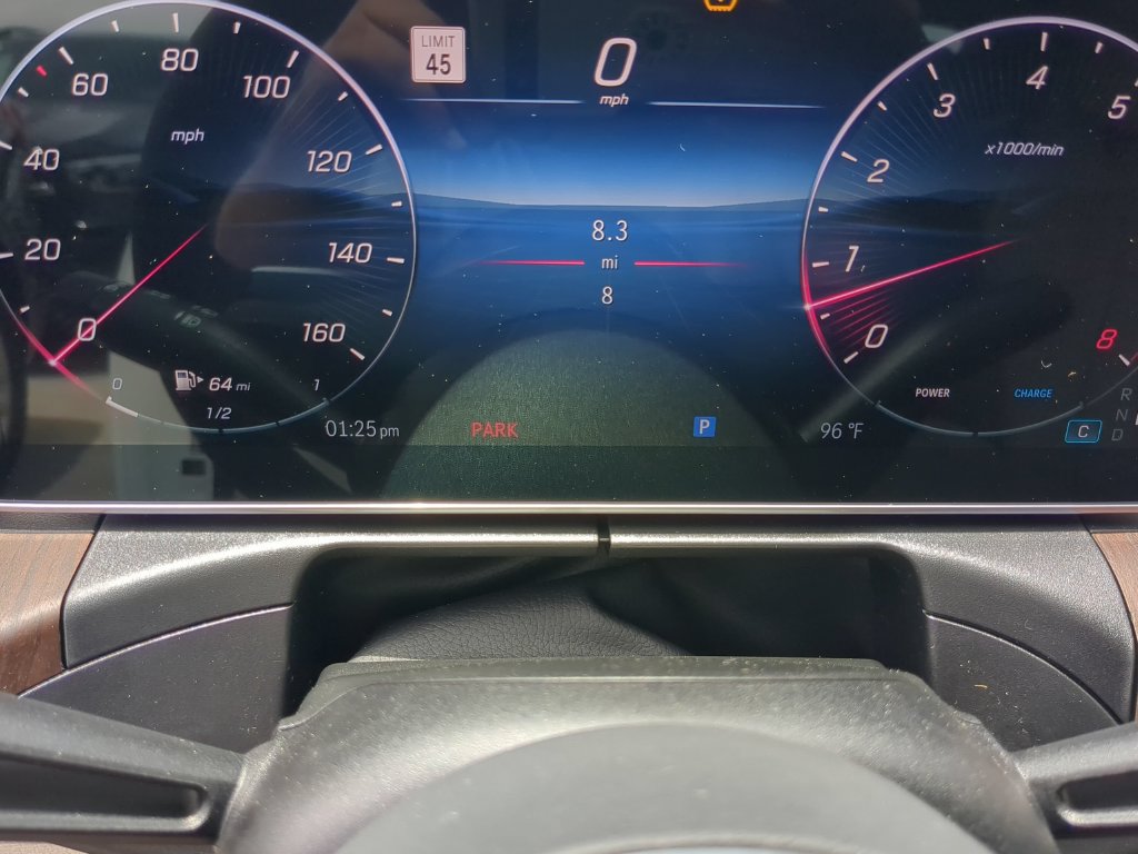 Used 2024 Mercedes-Benz CLE 300 4MATIC Coupe image 14