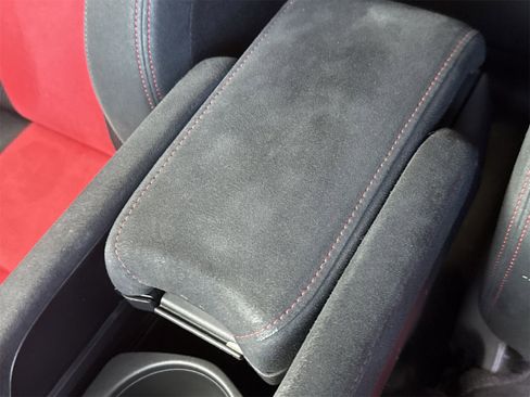 Used 2019 Honda Civic Type R image 36