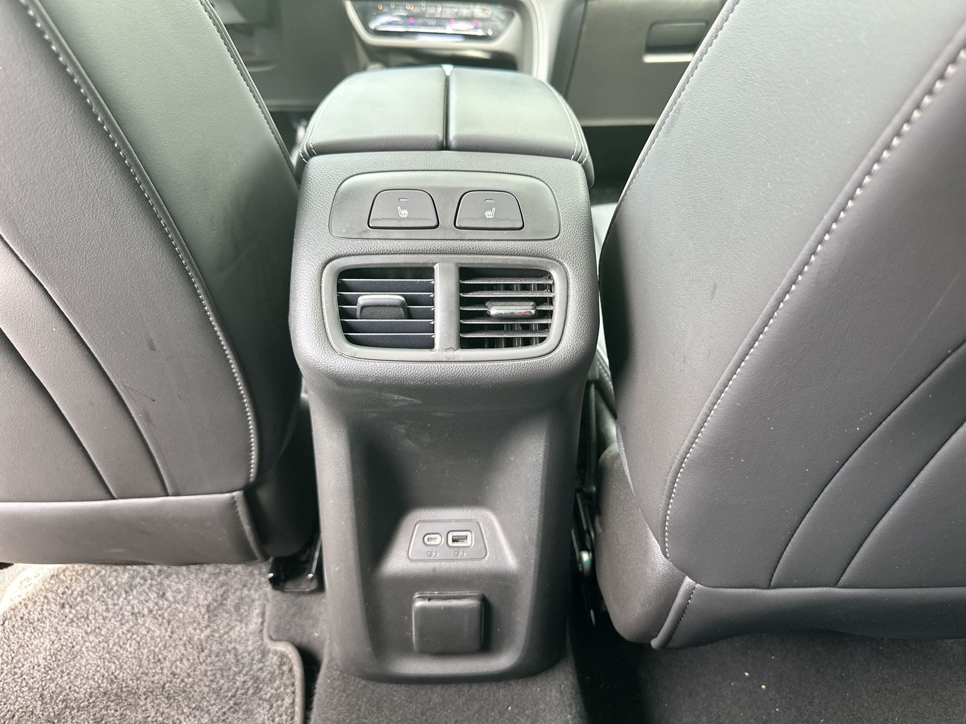 Certified 2023 Buick Envision Avenir FWD image 22
