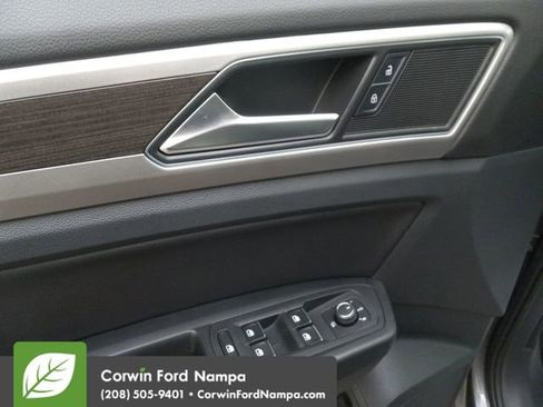 Used 2018 Volkswagen Atlas SEL image 11