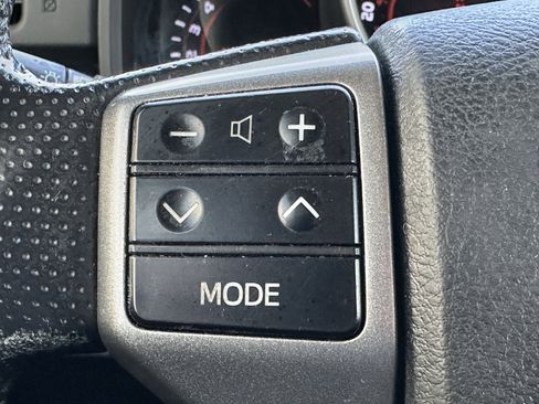 Used 2011 Toyota 4Runner Limited image 43