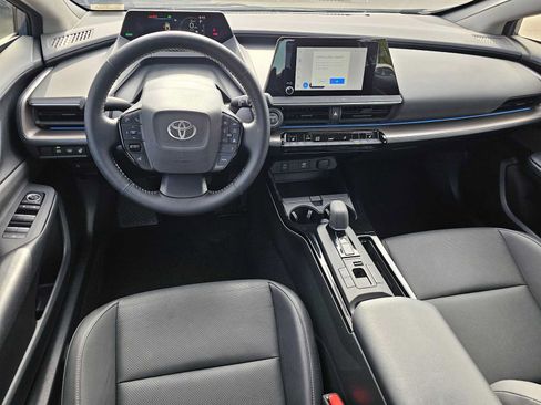 Certified 2026 Toyota Prius XLE FWD image 18