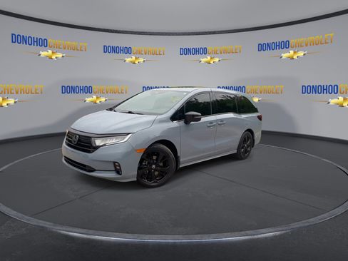 Used 2023 Honda Odyssey Sport image 7