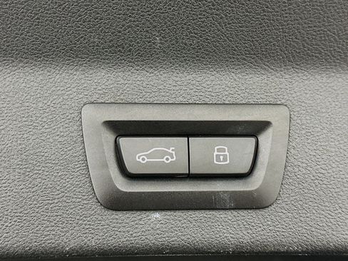 Used 2024 BMW X3 xDrive30i image 32