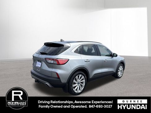 Used 2022 Ford Escape Titanium w/ Titanium Elite Package AWD/4WD image 10
