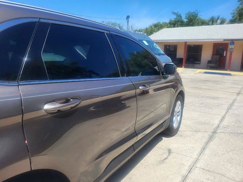 Used 2019 Ford Edge SEL w/ Equipment Group 201A FWD image 23