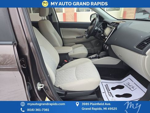 Used 2020 Mitsubishi Outlander Sport AWD image 27