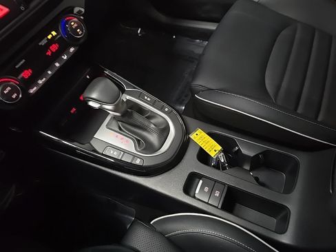 Used 2024 Kia Forte GT-Line w/ GT-Line Premium Package FWD image 28