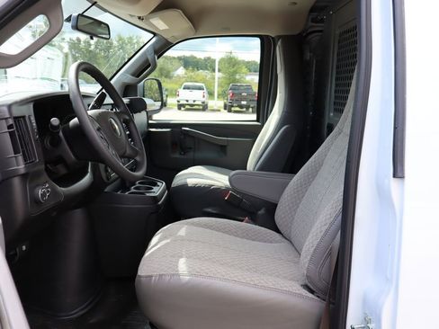 New 2025 Chevrolet Express 2500 w/ Driver Convenience Package image 8