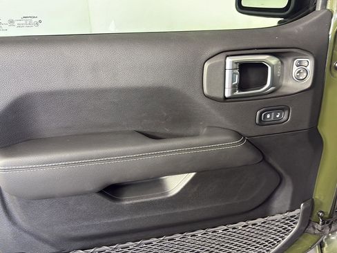 Used 2023 Jeep Wrangler Sahara w/ Cold Weather Group image 27