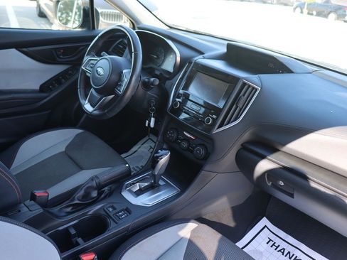 Used 2019 Subaru Crosstrek 2.0i Premium image 14