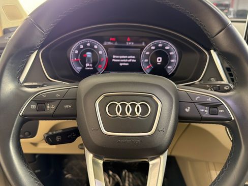 Used 2023 Audi Q5 2.0T Premium Plus w/ Premium Plus Package AWD/4WD image 22