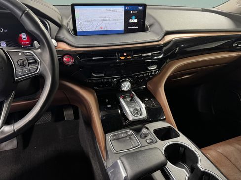 Certified 2023 Acura MDX FWD w/ Technology Package image 22