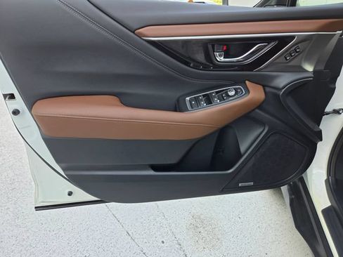 Certified 2022 Subaru Outback Touring AWD/4WD image 32