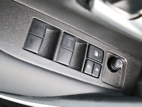 Used 2025 Toyota Corolla SE image 20