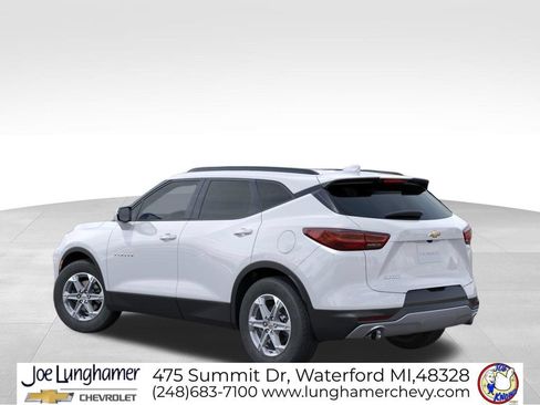 New 2026 Chevrolet Blazer LT w/ LPO, Floor Liner Package FWD image 3
