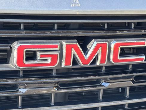 Used 2025 GMC Sierra 1500 Elevation image 44