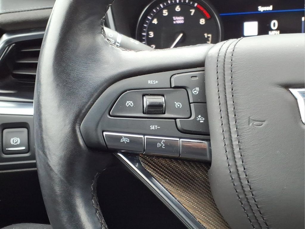 Used 2023 Cadillac XT6 Premium Luxury w/ Platinum Package AWD/4WD image 15