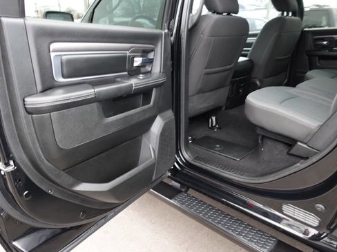 Used 2023 RAM 1500 Classic Warlock AWD/4WD image 20