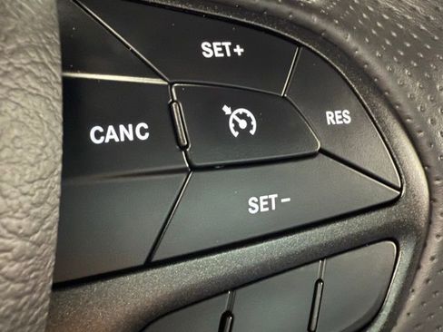 Used 2023 Dodge Challenger SXT w/ Blacktop Package image 27