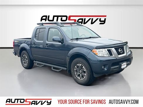 Used 2020 Nissan Frontier PRO-4X image 1