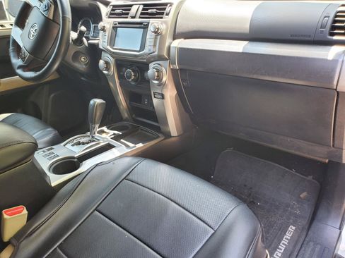 Used 2015 Toyota 4Runner SR5 RWD image 30