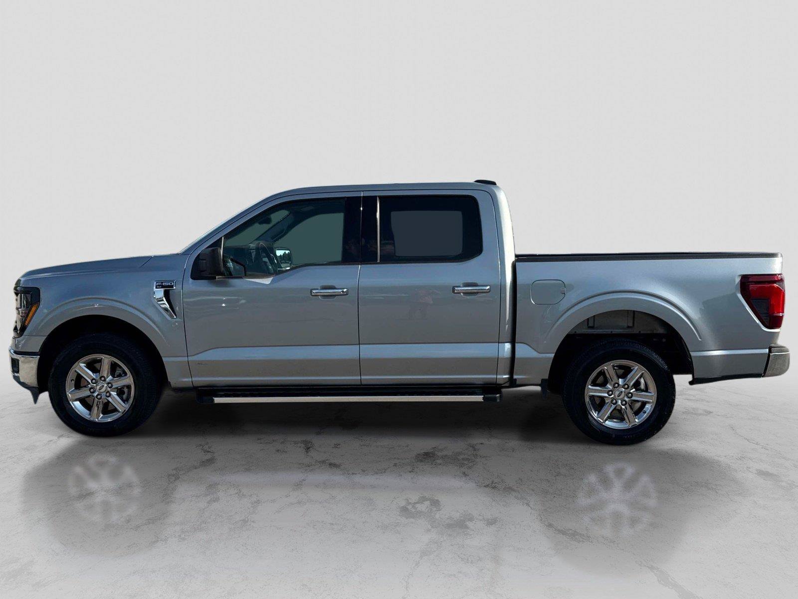 Used 2025 Ford F150 XLT w/ Equipment Group 301A Standard RWD image 7